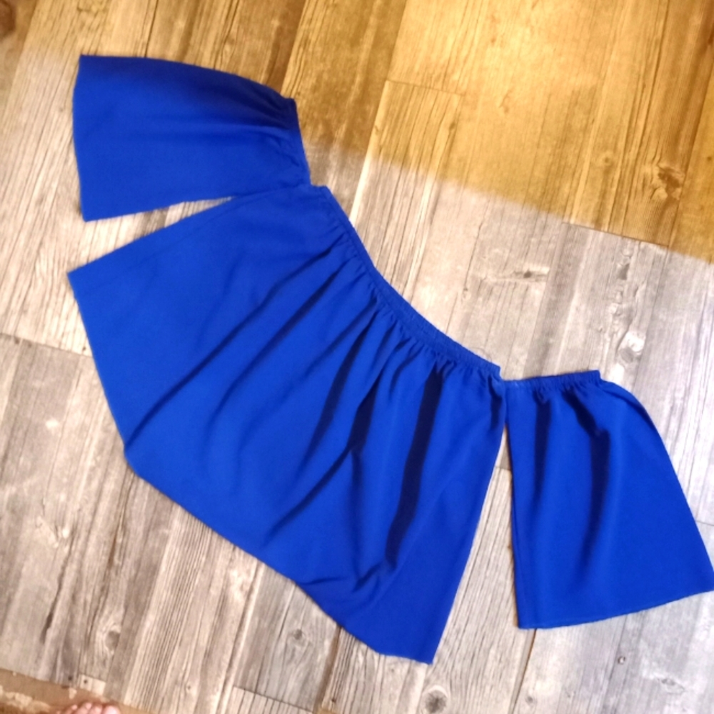 Strapless crop top shoulders less flowy